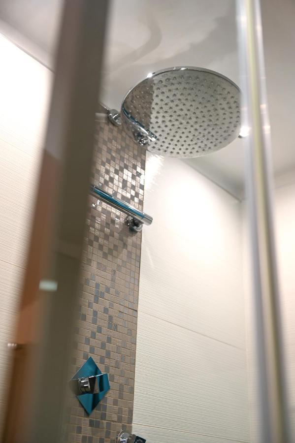 Ely Home Brindisi Bagian luar foto
